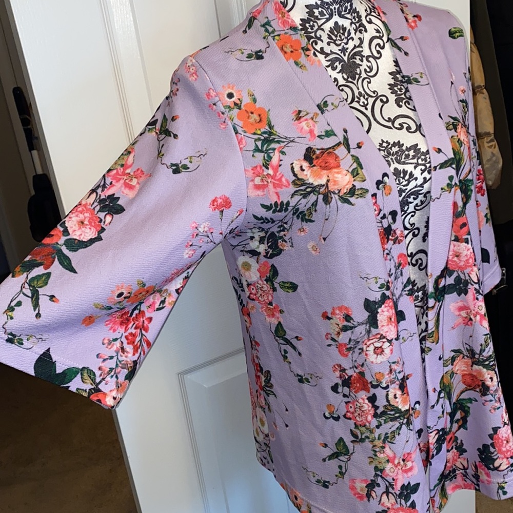 Boohoo Floral Print Kimono - Picture 6 of 12